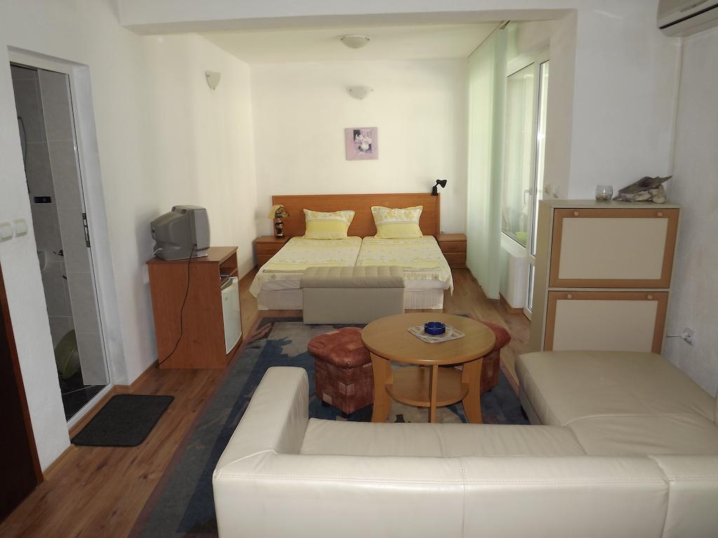 Guest House Stenli พรีมอร์สโก ห้อง รูปภาพ
